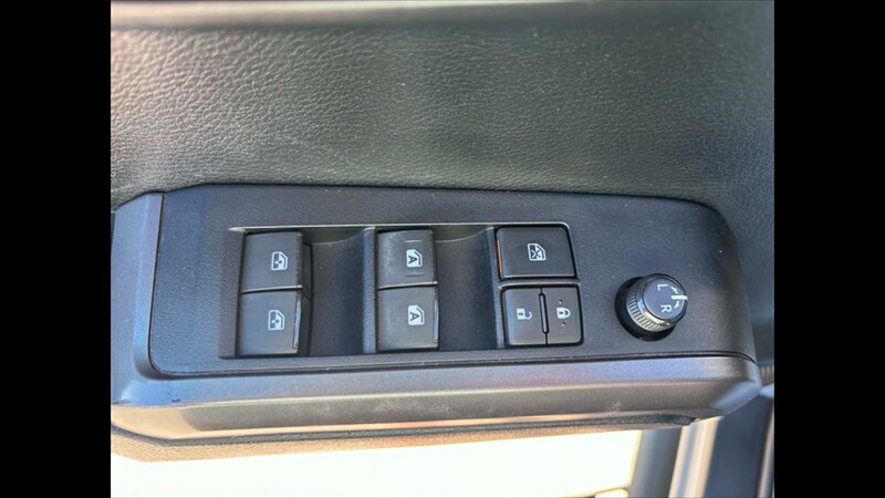 2021 Toyota Tacoma TRD Sport - Photo 18 - Spring Valley, MN 55975