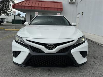 2018 Toyota Camry SE   - Photo 5 - Miami, FL 33155