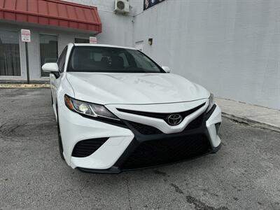 2018 Toyota Camry SE   - Photo 4 - Miami, FL 33155