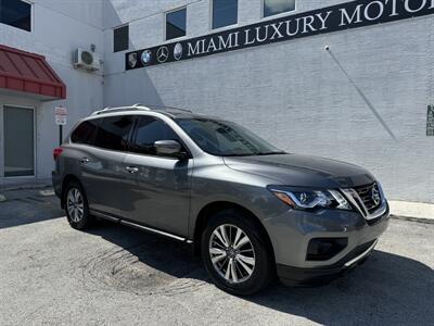 2018 Nissan Pathfinder SV   - Photo 2 - Miami, FL 33155