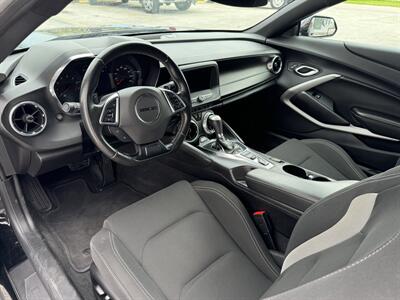 2020 Chevrolet Camaro LT1   - Photo 19 - Miami, FL 33155