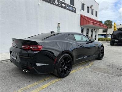 2020 Chevrolet Camaro LT1   - Photo 10 - Miami, FL 33155