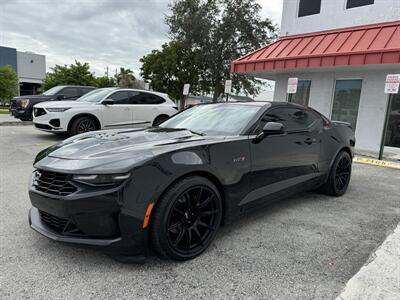 2020 Chevrolet Camaro LT1   - Photo 6 - Miami, FL 33155