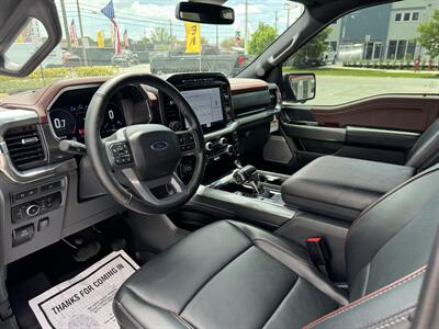 2023 Ford F-150 Lariat   - Photo 25 - Miami, FL 33155