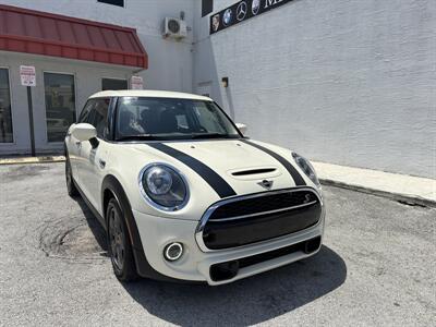 2021 MINI Hardtop 4 Door Cooper S   - Photo 4 - Miami, FL 33155