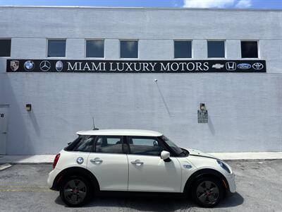 2021 MINI Hardtop 4 Door Cooper S   - Photo 1 - Miami, FL 33155