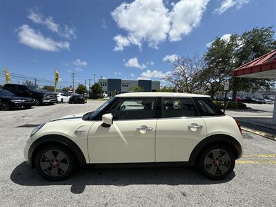 2021 MINI Hardtop 4 Door Cooper S   - Photo 7 - Miami, FL 33155