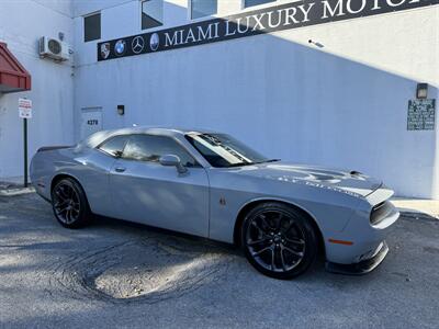 2021 Dodge Challenger R/T Scat Pack   - Photo 2 - Miami, FL 33155