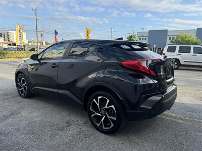 2021 Toyota C-HR XLE Premium   - Photo 9 - Miami, FL 33155