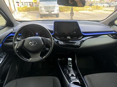 2021 Toyota C-HR XLE Premium   - Photo 22 - Miami, FL 33155