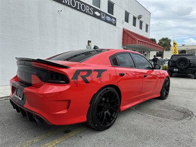 2019 Dodge Charger R/T   - Photo 11 - Miami, FL 33155