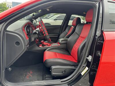 2019 Dodge Charger R/T   - Photo 15 - Miami, FL 33155