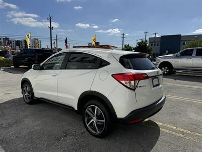 2022 Honda HR-V EX   - Photo 7 - Miami, FL 33155