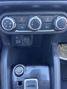 2021 Nissan Versa SR   - Photo 25 - Fullerton, CA 92833