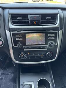 2016 Nissan Altima 2.5 SR   - Photo 23 - Fullerton, CA 92833