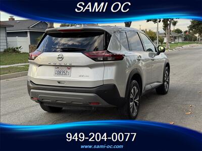 2021 Nissan Rogue SV   - Photo 9 - Fullerton, CA 92833
