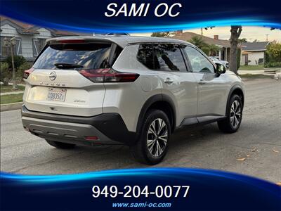 2021 Nissan Rogue SV   - Photo 8 - Fullerton, CA 92833