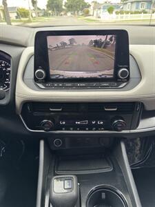 2022 Nissan Rogue SV - Photo 22 - Fullerton, CA 92833