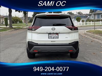 2022 Nissan Rogue SV - Photo 11 - Fullerton, CA 92833