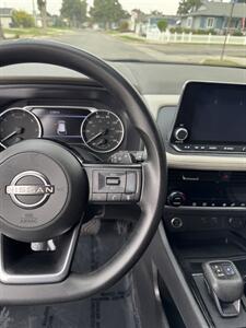 2022 Nissan Rogue SV - Photo 26 - Fullerton, CA 92833