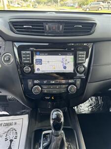 2017 Nissan Rogue SL   - Photo 22 - Fullerton, CA 92833