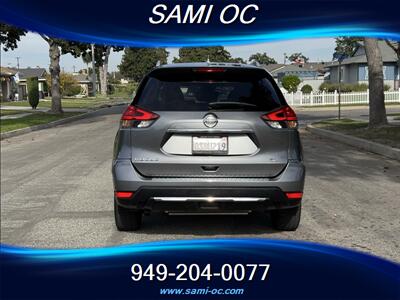 2017 Nissan Rogue SL   - Photo 10 - Fullerton, CA 92833