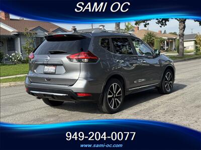 2017 Nissan Rogue SL   - Photo 8 - Fullerton, CA 92833