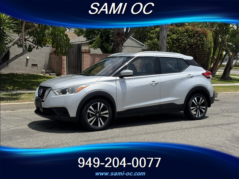 2020 Nissan Kicks SV  