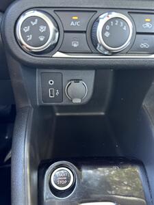2020 Nissan Kicks S   - Photo 24 - Fullerton, CA 92833