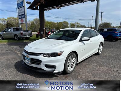 2018 Chevrolet Malibu LT   - Photo 1 - Saint Cloud, MN 56301
