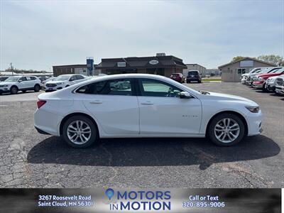 2018 Chevrolet Malibu LT   - Photo 6 - Saint Cloud, MN 56301