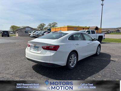 2018 Chevrolet Malibu LT   - Photo 5 - Saint Cloud, MN 56301