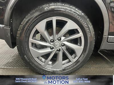 2016 Nissan Rogue SL AWD   - Photo 20 - Saint Cloud, MN 56301