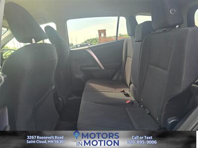 2017 Toyota RAV4 LE AWD   - Photo 14 - Saint Cloud, MN 56301
