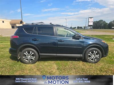 2017 Toyota RAV4 LE AWD   - Photo 5 - Saint Cloud, MN 56301