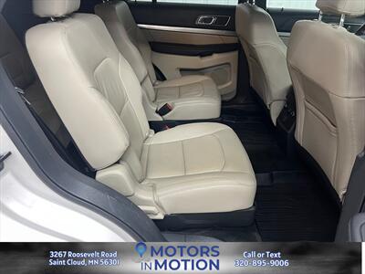 2018 Ford Explorer XLT AWD   - Photo 19 - Saint Cloud, MN 56301
