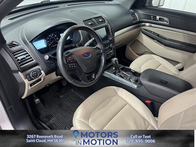 2018 Ford Explorer XLT AWD   - Photo 10 - Saint Cloud, MN 56301