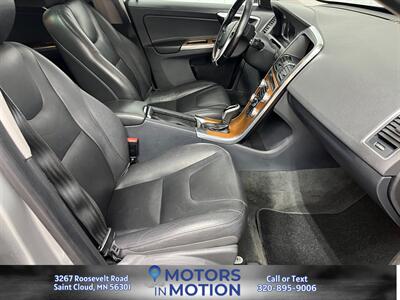 2017 Volvo XC60 T5 Inscription AWD   - Photo 15 - Saint Cloud, MN 56301