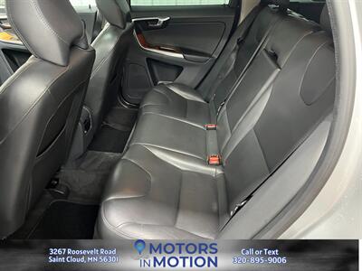 2017 Volvo XC60 T5 Inscription AWD   - Photo 16 - Saint Cloud, MN 56301
