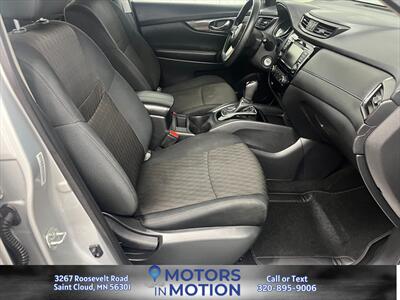 2018 Nissan Rogue S AWD   - Photo 18 - Saint Cloud, MN 56301