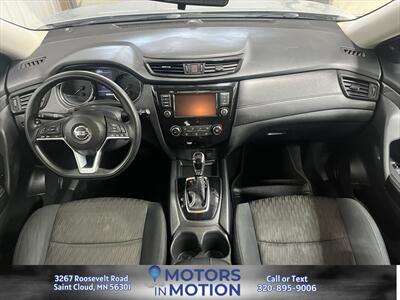 2018 Nissan Rogue S AWD   - Photo 10 - Saint Cloud, MN 56301