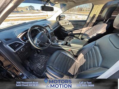 2016 Ford Edge SEL AWD w/Sunroof   - Photo 9 - Saint Cloud, MN 56301