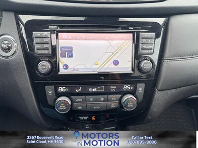 2017 Nissan Rogue SL - Photo 14 - Saint Cloud, MN 56301