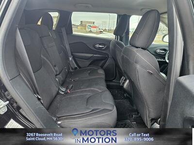2016 Jeep Cherokee Latitude - Photo 16 - Saint Cloud, MN 56301