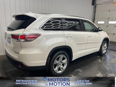 2015 Toyota Highlander Limited Platinum AWD   - Photo 5 - Saint Cloud, MN 56301
