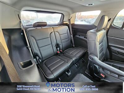 2019 GMC Acadia Denali AWD   - Photo 17 - Saint Cloud, MN 56301