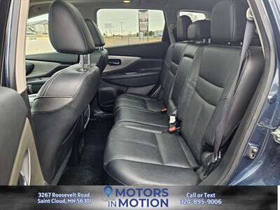 2017 Nissan Murano Platinum AWD w/Sunroof - Photo 15 - Saint Cloud, MN 56301
