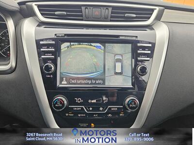 2017 Nissan Murano Platinum AWD w/Sunroof - Photo 11 - Saint Cloud, MN 56301