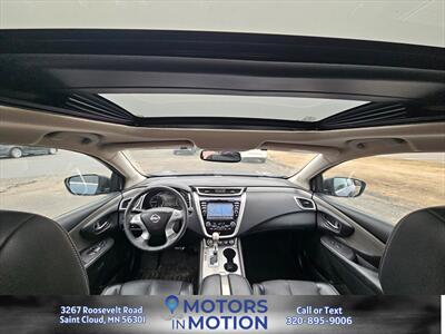 2017 Nissan Murano Platinum AWD w/Sunroof - Photo 10 - Saint Cloud, MN 56301