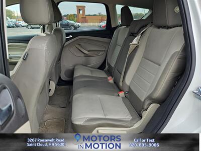 2015 Ford Escape SE AWD   - Photo 13 - Saint Cloud, MN 56301